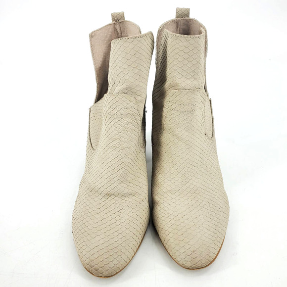 Steve Madden Narrate Beige Split Ankle Heeled Boots Booties Faux Snake Skin 9 M - Picture 2 of 11